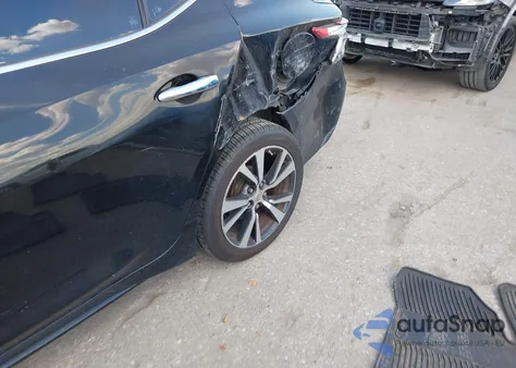 2016 Nissan Maxima 3.5 S z USA, uszkodzony, nr VIN 1N4AA6APXGC409301